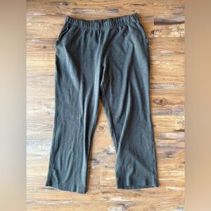 Lands end sport knit straight leg pants heather grey